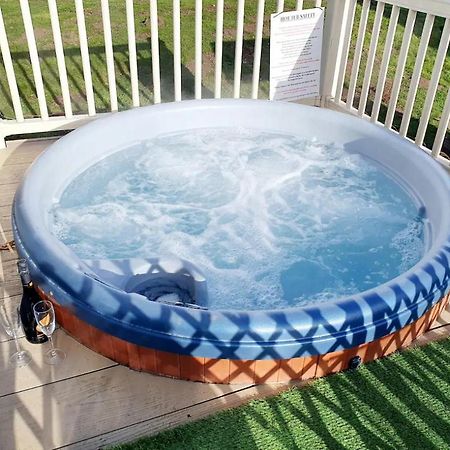 15 Kestrel Close Hot Tub Retreat Tattershall Exterior foto